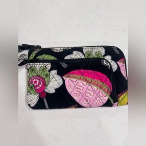 Vera Wang Moon Bloom‎ quilted wristlet